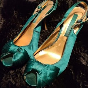 Bandolino women's heels sz 5.5